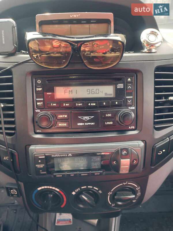 Geely MK 2012