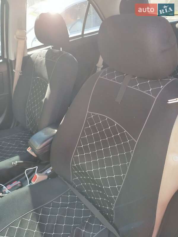 Седан Geely MK 2013 в Мукачево