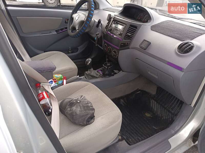 Седан Geely MK 2012 в Виннице