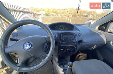 Седан Geely MK 2009 в 