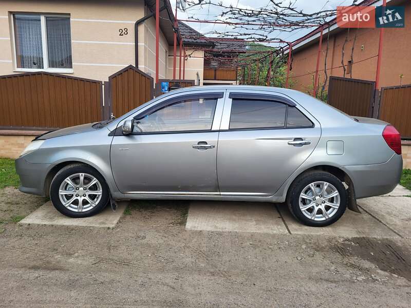 Седан Geely MK 2009 в 