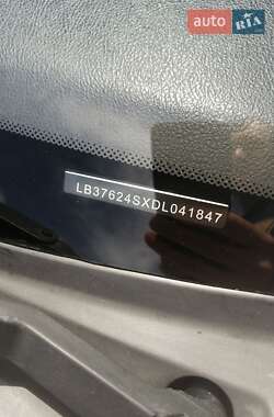 Седан Geely MK 2013 в 