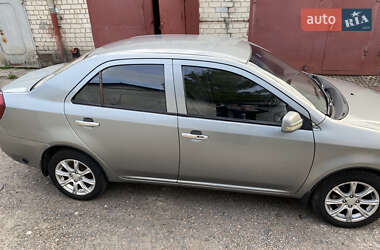 Седан Geely MK 2010 в 