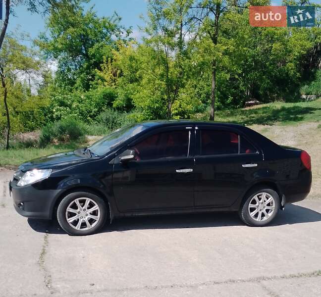 Седан Geely MK 2011 в 