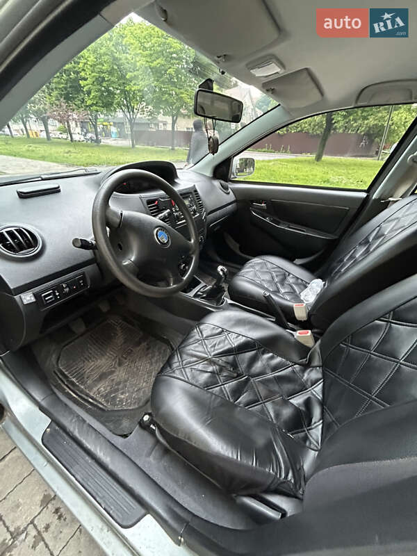 Седан Geely MK 2014 в Львове
