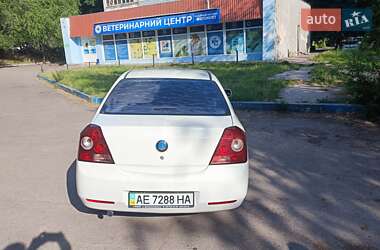 Седан Geely MK 2012 в 
