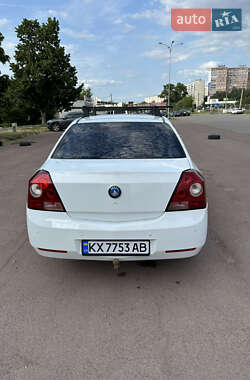 Седан Geely MK 2012 в 