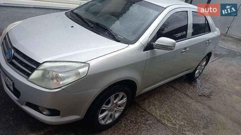 Седан Geely MK 2012 в 