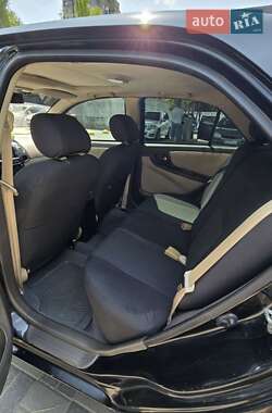Седан Geely MK 2008 в 