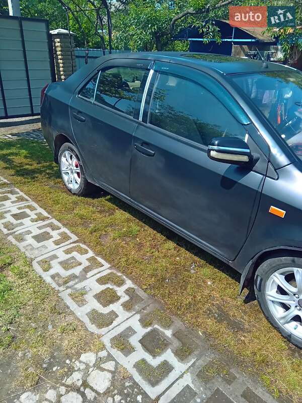 Седан Geely MK 2008 в Казатине