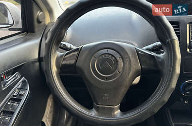 Седан Geely MK 2012 в 