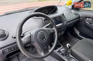 Седан Geely MK 2013 в 