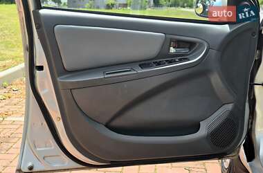 Седан Geely MK 2011 в 