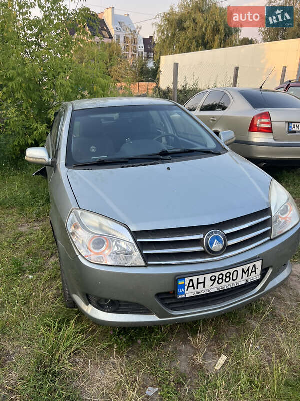 Седан Geely MK 2012 в 