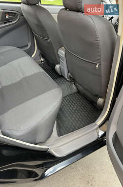 Седан Geely MK 2012 в 