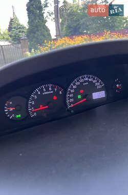 Седан Geely MK 2013 в 