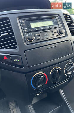 Седан Geely MK 2013 в 