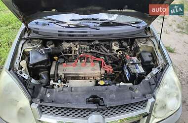 Седан Geely MK 2010 в 