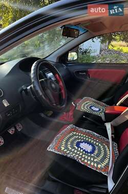 Седан Geely MK 2012 в 