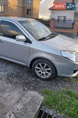 Седан Geely MK 2008 в Тысменице