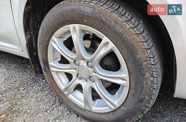 Седан Geely MK 2013 в 