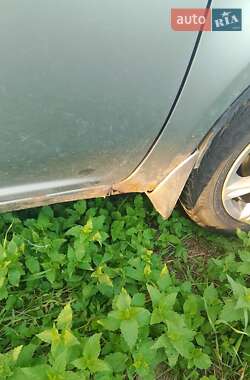 Седан Geely MK 2011 в 