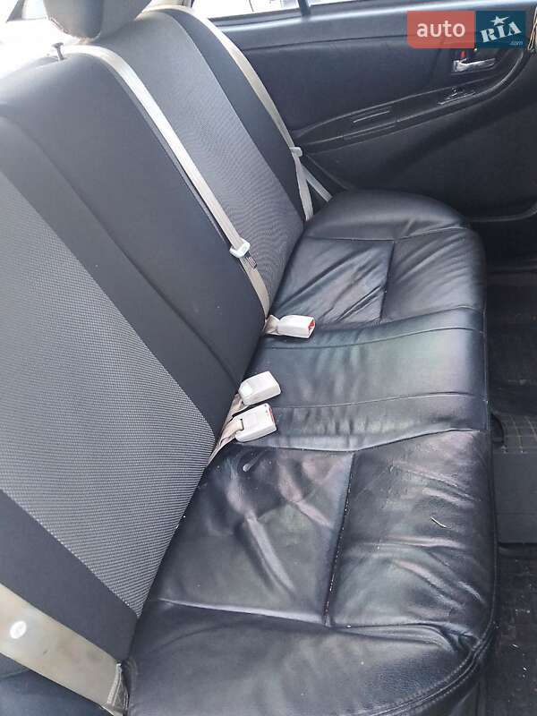 Седан Geely MK 2011 в Ровно