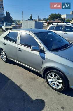 Седан Geely MK 2013 в 