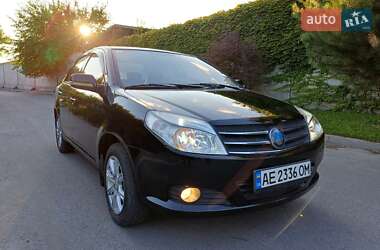Седан Geely MK 2012 в 