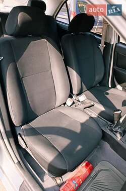 Седан Geely MK 2012 в 