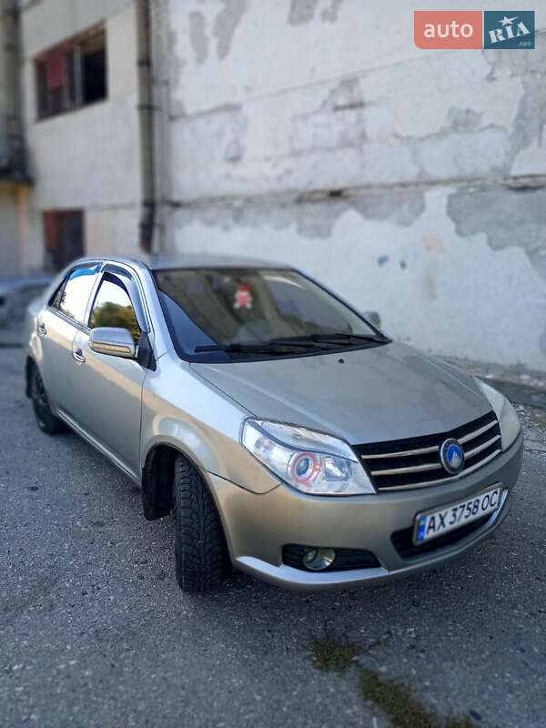Geely MK 2012
