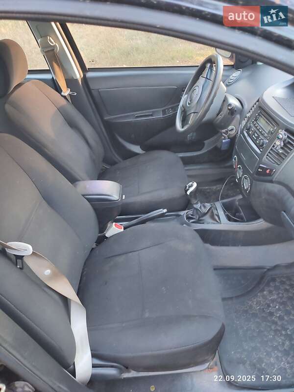 Седан Geely MK 2013 в Чернигове