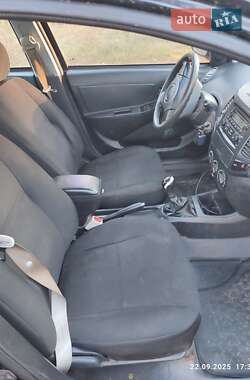 Седан Geely MK 2013 в 