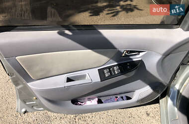Седан Geely MK 2011 в 