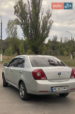 Седан Geely MK 2012 в 