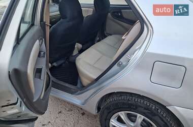 Седан Geely MK 2010 в 