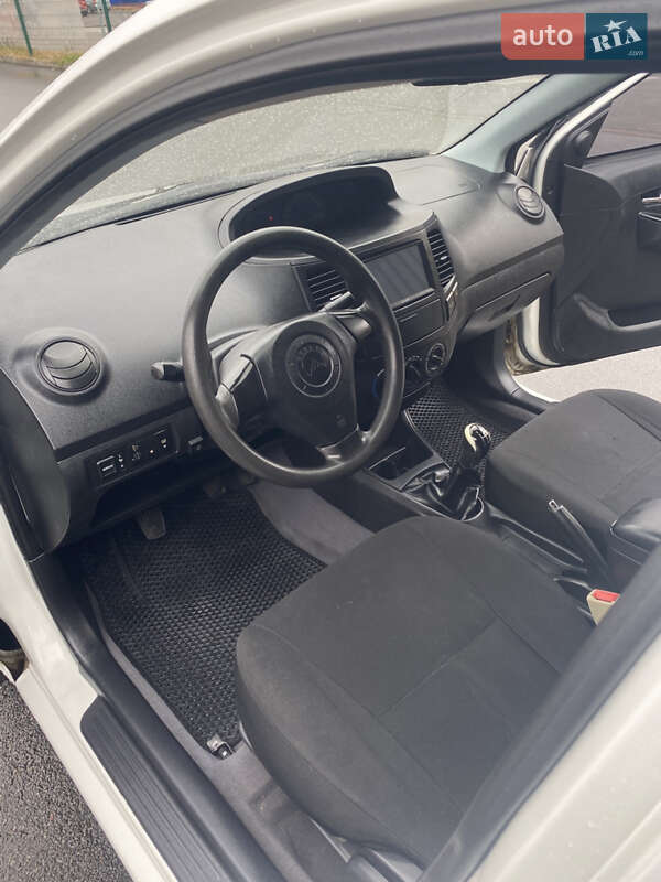 Седан Geely MK 2013 в Києві фото 12 Седан Geely MK 2013 в Києві