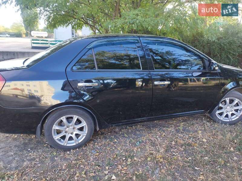 Geely MK 2013