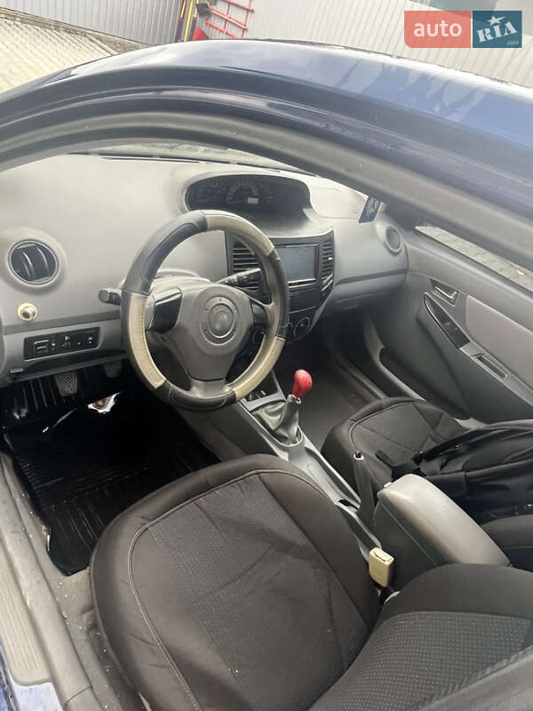 Хэтчбек Geely MK 2009 в Монастыриске