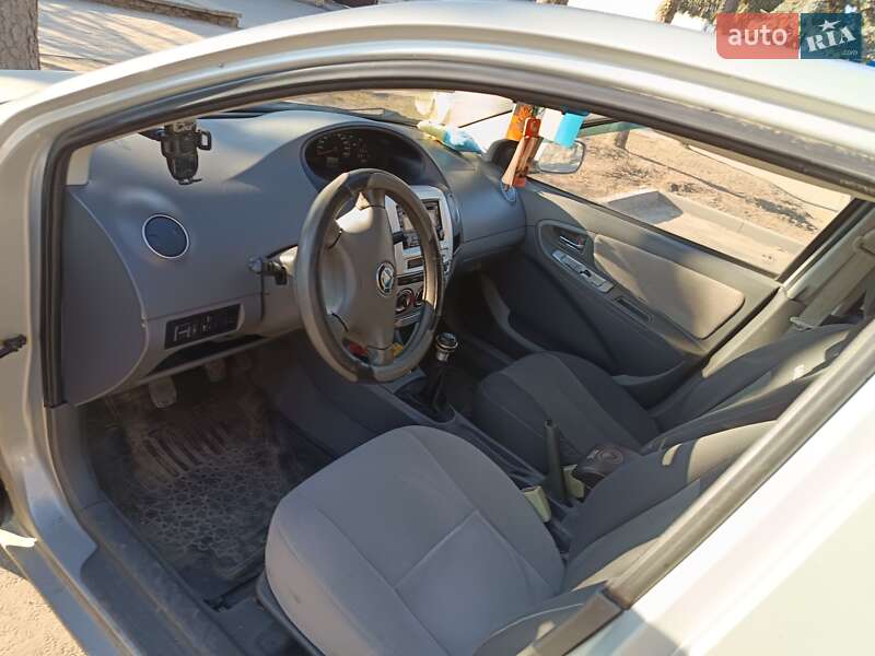 Седан Geely MK 2008 в Шполі