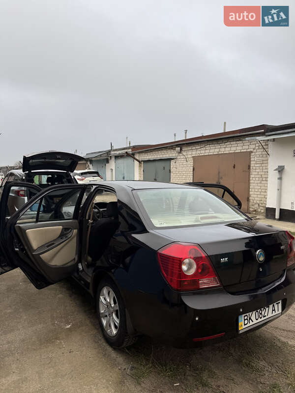Седан Geely MK 2008 в Вараше