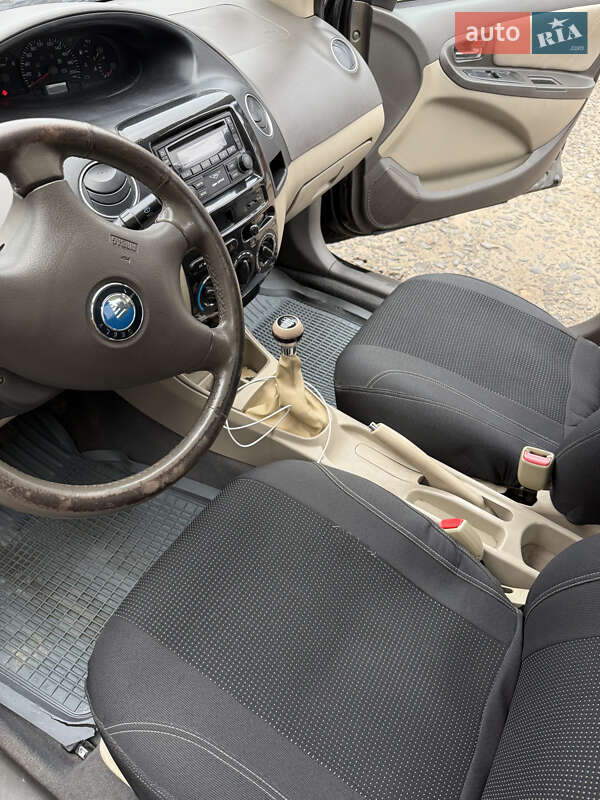 Седан Geely MK 2008 в Вараше