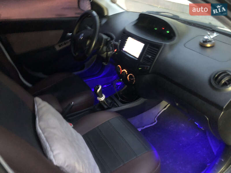 Седан Geely MK 2012 в Шостці