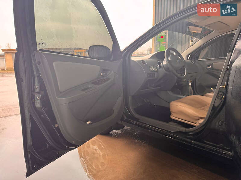 Седан Geely MK 2008 в Славуте