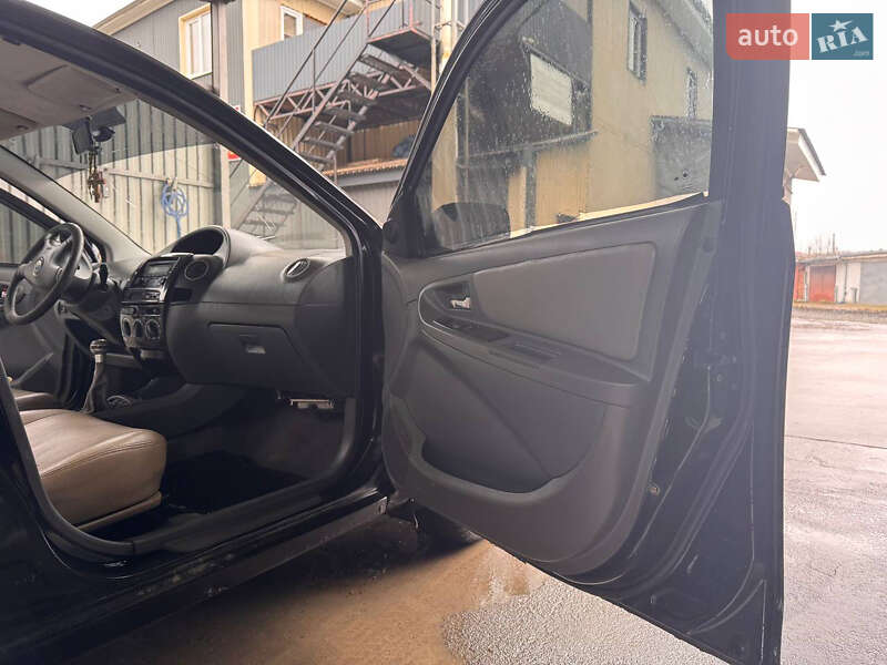 Седан Geely MK 2008 в Славуте