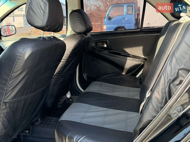 Седан Geely MK 2011 в Солотвине