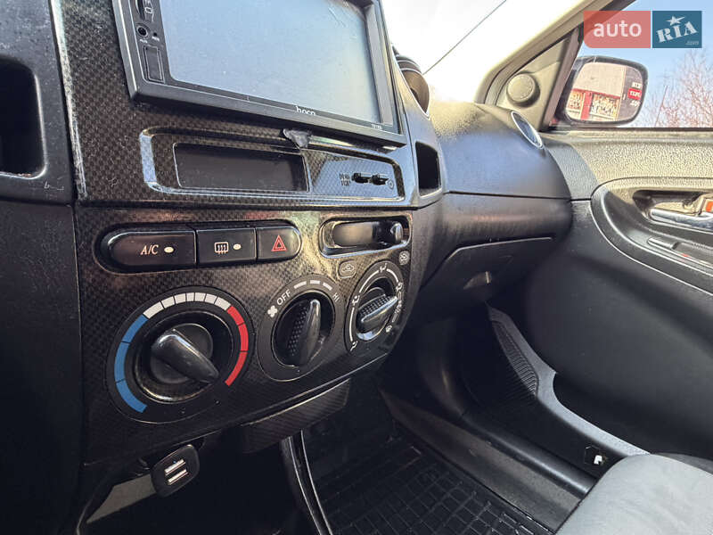 Седан Geely MK 2011 в Солотвине