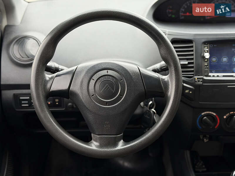 Седан Geely MK 2012 в Шептицькому