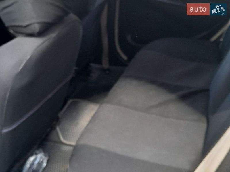 Седан Geely MK 2011 в Львові