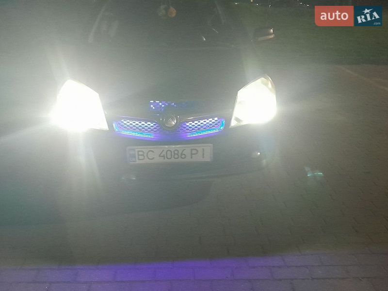 Седан Geely MK 2011 в Львові